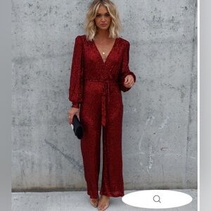 💗 NWOT- VICI Red/Burgundy Sequin Pant Jumpsuit- Size Large 💗